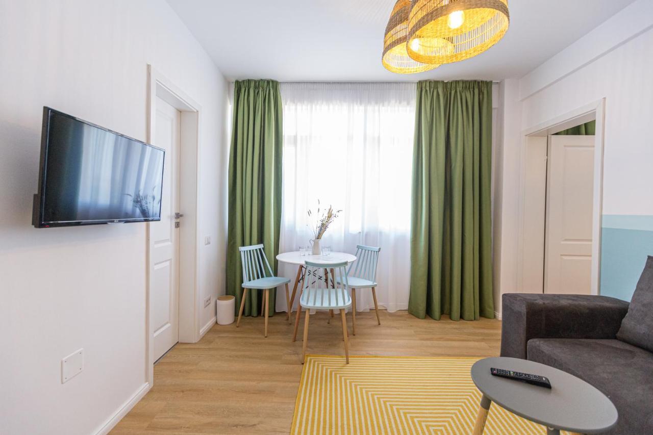 Casa Eden Hotel Костинещи Екстериор снимка