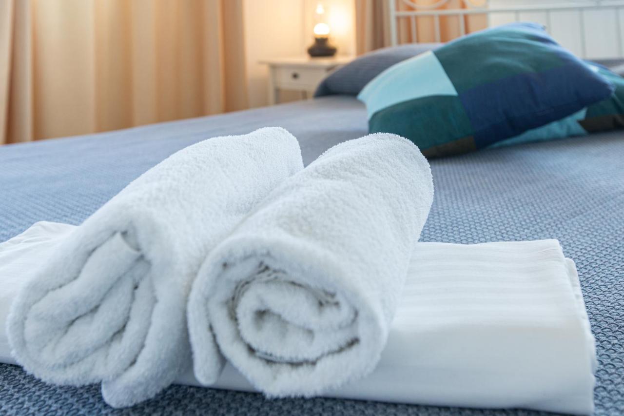 Casa Eden Hotel Костинещи Екстериор снимка