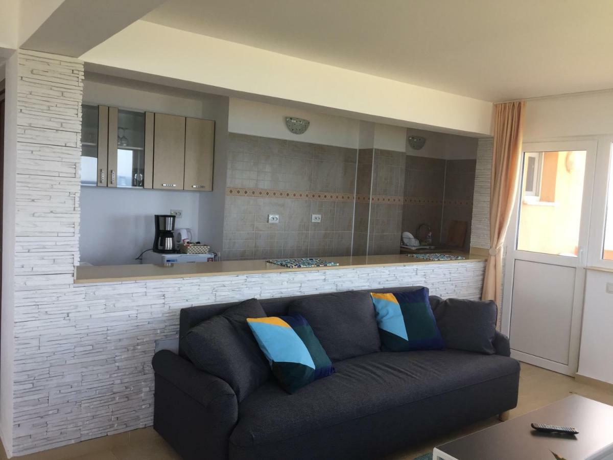 Casa Eden Hotel Костинещи Екстериор снимка